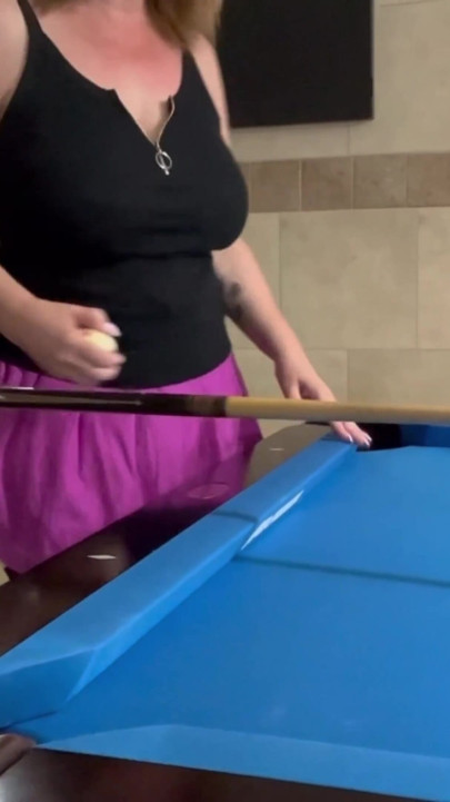 MILF Danni Jones and the Billiards Lesson