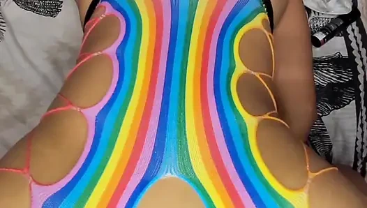 Bu sevimli Asyalı sürtük için ilk anal.