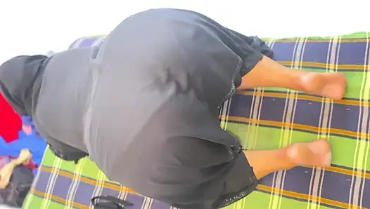 Ibu tiriku yang penurut selingkuh sama aku