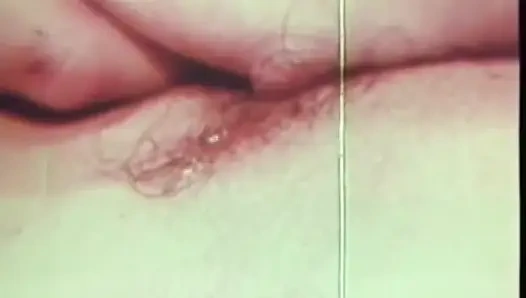 Versauter retro-dreier für einen großen schwanz