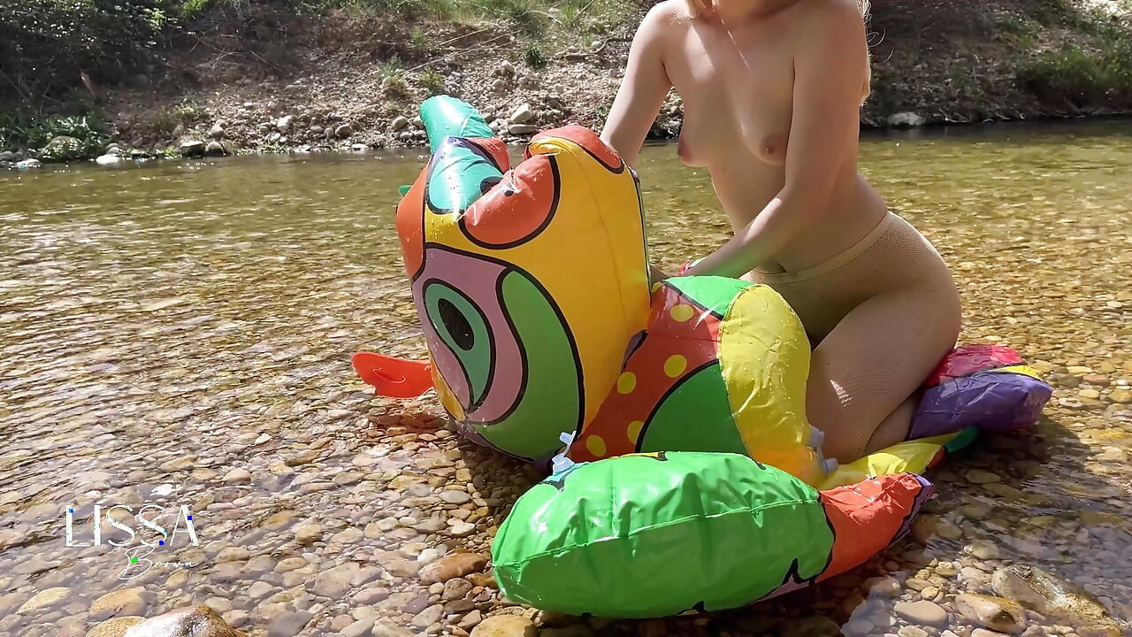 Double Deflation Double Masturbation Outdoors