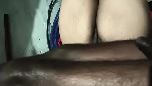 Невестка позвонила мне и отсосала у меня.