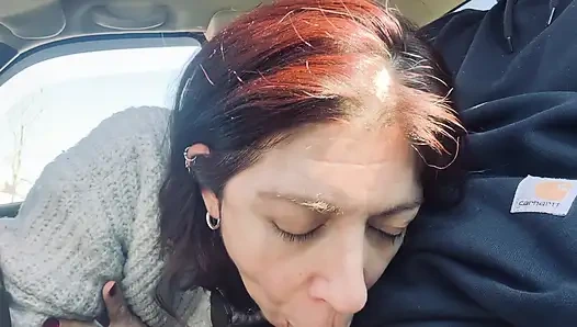 Отличный минет и показ свежей спермы