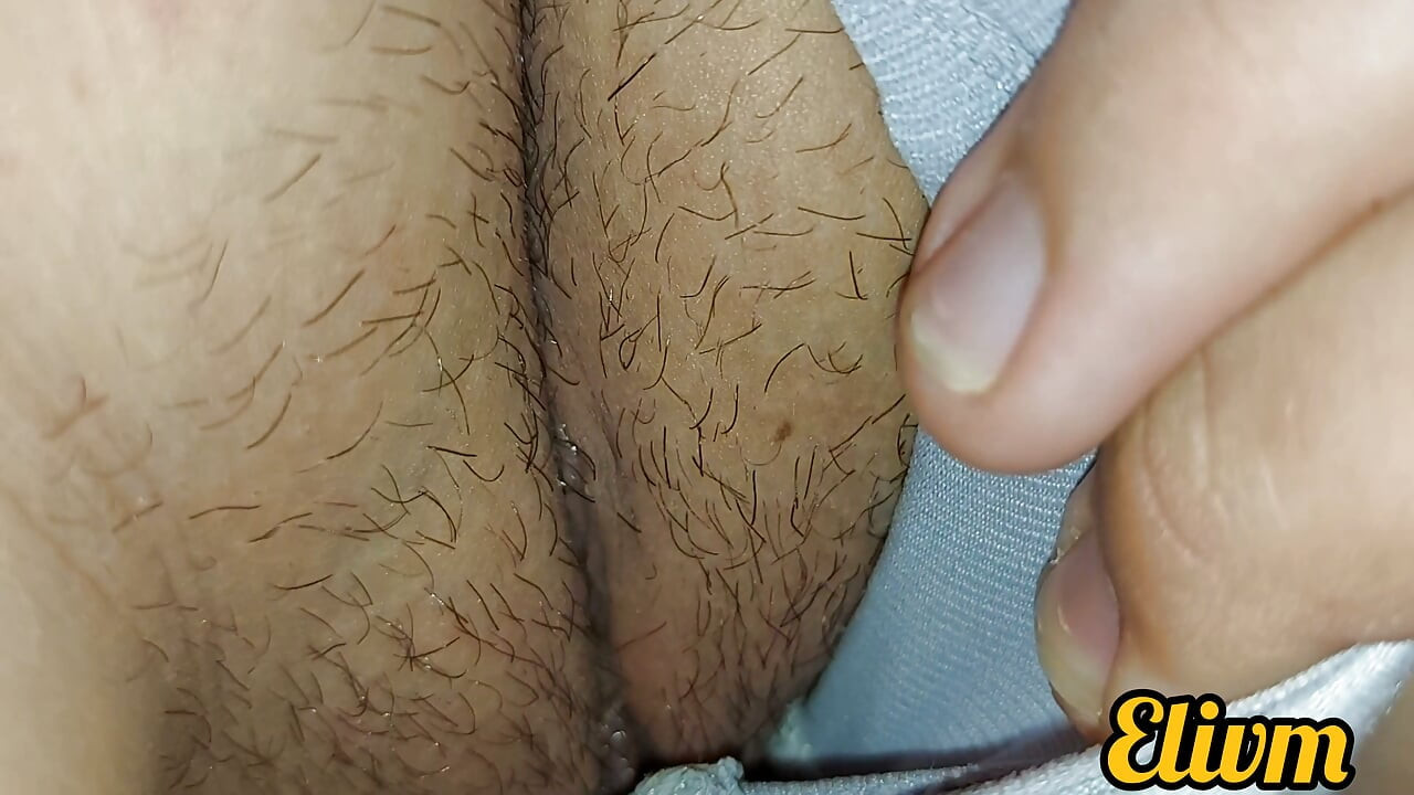 Üvey kız kardeşim bana böyle izin veriyor