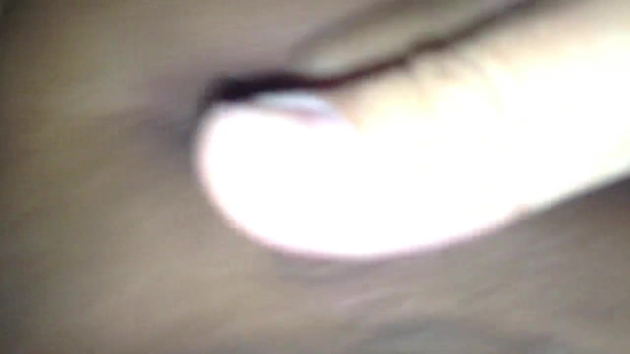 Feuchte Muschi gefingert