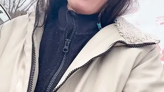 Go Outside Then Pissing Pussy Show up