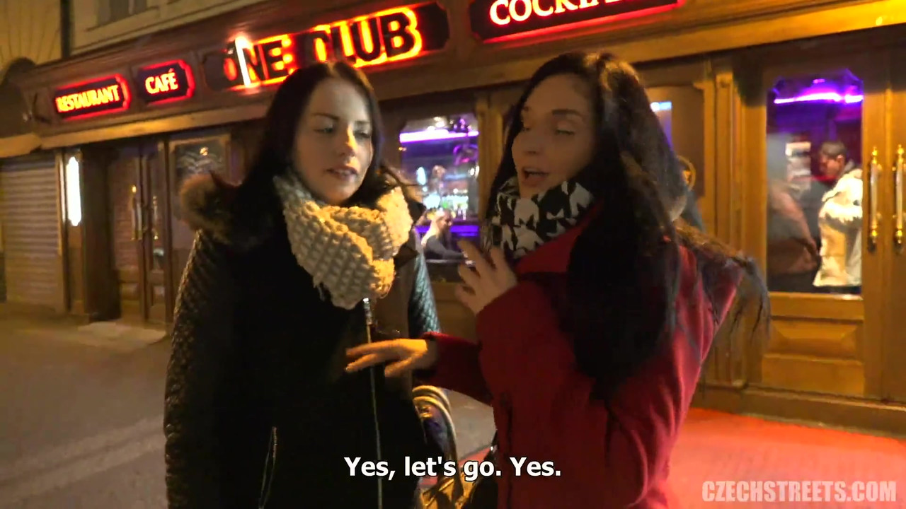 Czech Streets - 斯洛伐克派对女孩 Lucia