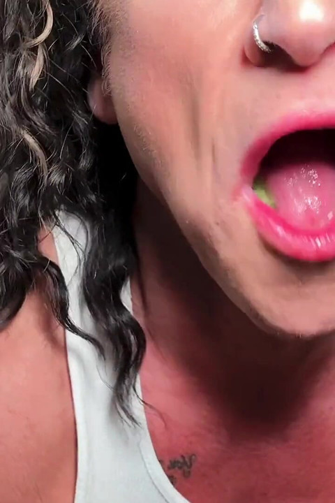 Muscle MILF Ingest Crushing Cuck Kitchen Devour