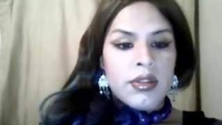 Seksowny trans w kamerze internetowej