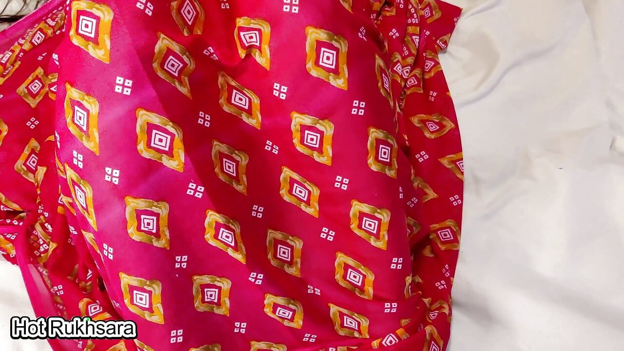 Desi intialainen kiimainen bhabhi kutsui pomonsa juhliin ja teki hardsexiä jatkojen jälkeen