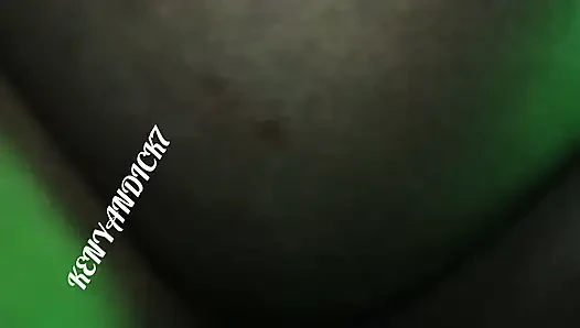 Cewek sange ini ngentot kontol pacarku setelah datang ke rumahnya untuk makan malam
