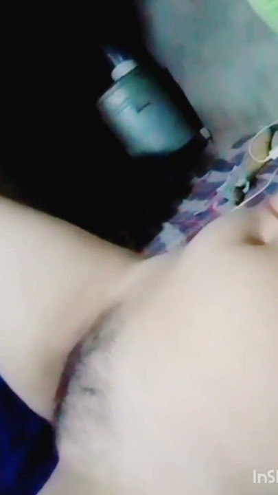 Hot desi bhabhi's hot look beautiful style masturbation is enjoying to the fullest | Clip 3
