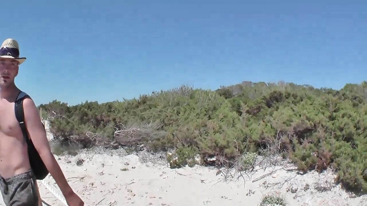 Horniest Exhibitionist Young Couple on the Beach