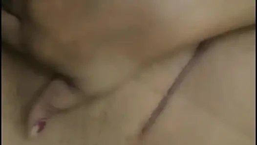 Desi saree menanggalkan pakaian menggoda - permainan solo telanjang penuh - orgasme intens - tanpa wajah - 4k