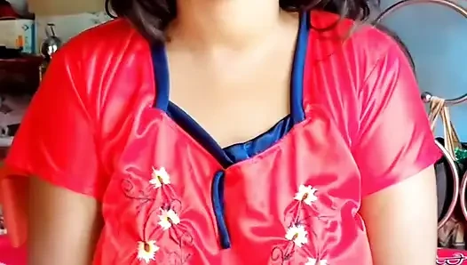 Kakak tiri bhabhi India dan saudara tiri ngentot gaya doggy habis-habisan