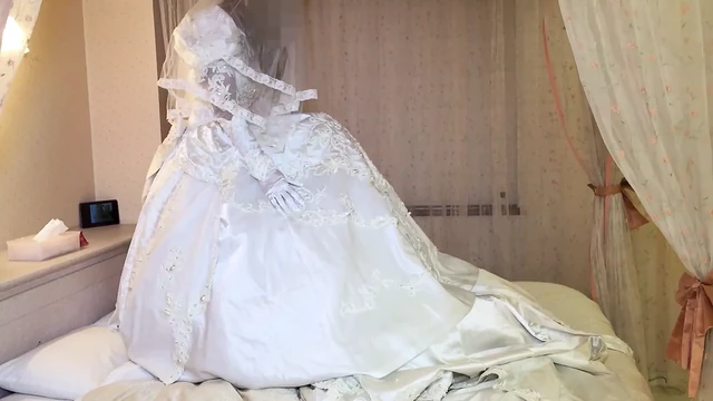 White wedding dress Suck under