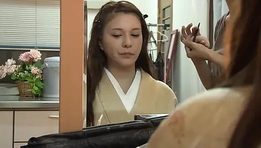 Зияющая киска, текущая мясистая сперма после интенсивного долбежа