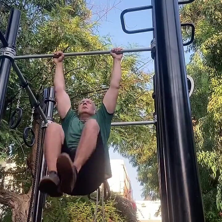 我会自慰并去撸管