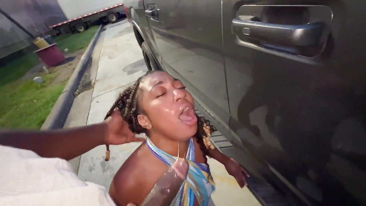 Married Girl Suck My Dick in the Parking Lot Like a Lot Lizard for Free Truck Stop