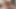 巨乳ブルネットが膝の上に乗ってデブな男に1本の蒸気フェラをする