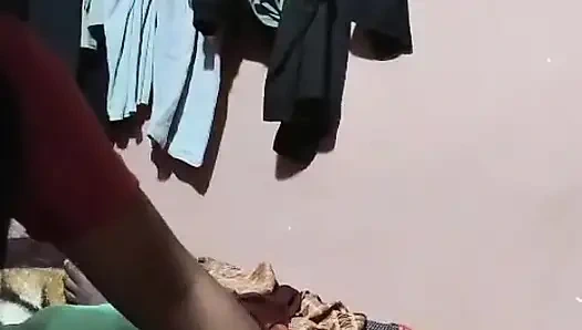 Erkek arkadaşının tamamı emildi, sıkıldı ve saatler boyunca.