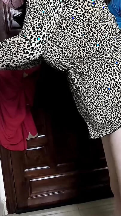 Novi Vedio seks arapski hidžab