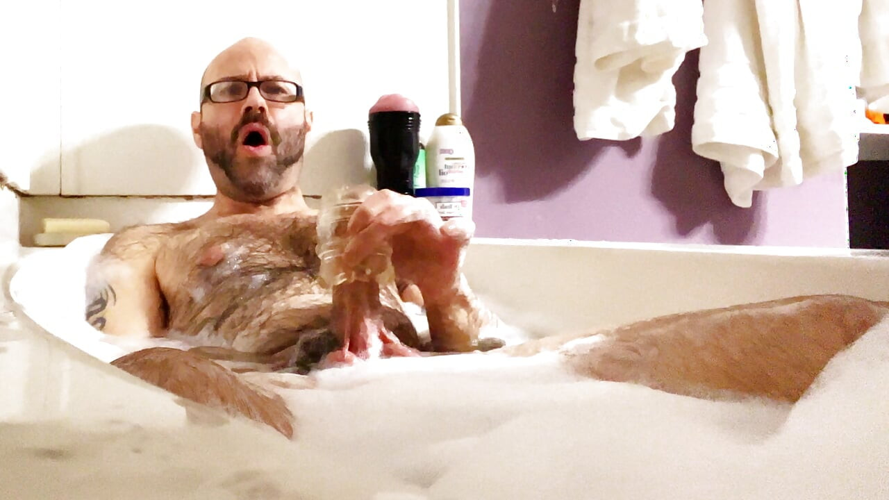 Rub a dub dub a handsome hairy horny daddy in the tub