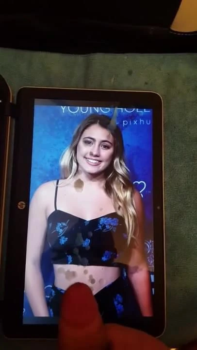 Lia marie Johnson cumtribute
