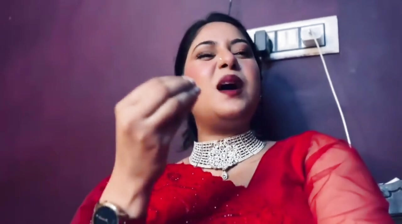 Gadis remaja India cantik berhubungan intim dengan pacar sekolahnya, audio Hindi jernih