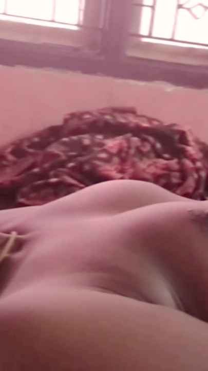 Desi Tamil Newly Married Wife Renu Tight Pussy Fucked by Relative While Cuck Films! Indianhotwifex