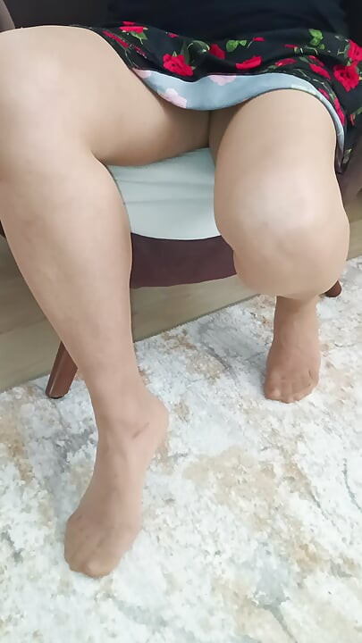 My mature stepmom in pantyhose after a long time