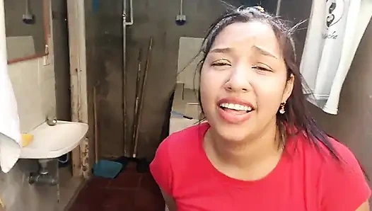 Suaminya membiarkan pintu terbuka untukku dan bilang padaku... Cewek ini lagi sendirian di ranjang, ngentot pantatnya sebelum bangun tidur! Aku pergi ke cowok ini