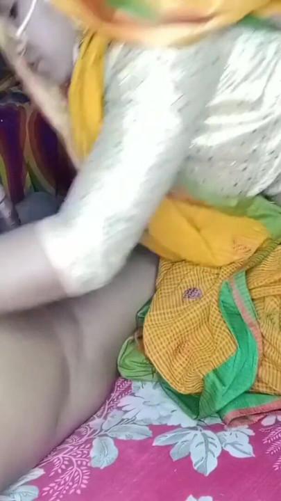 情人节新女友激情和跨性爱夫妇有浪漫的重口味性爱德西村 |剪辑 1