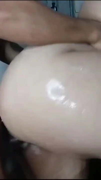 Detik tidak dapat dilupakan dari "Kekasih saya yang sangat miang, dia sentiasa menunggu saya basah dan dengan pepeknya yang sangat panas di bilik mandi jadi saya"