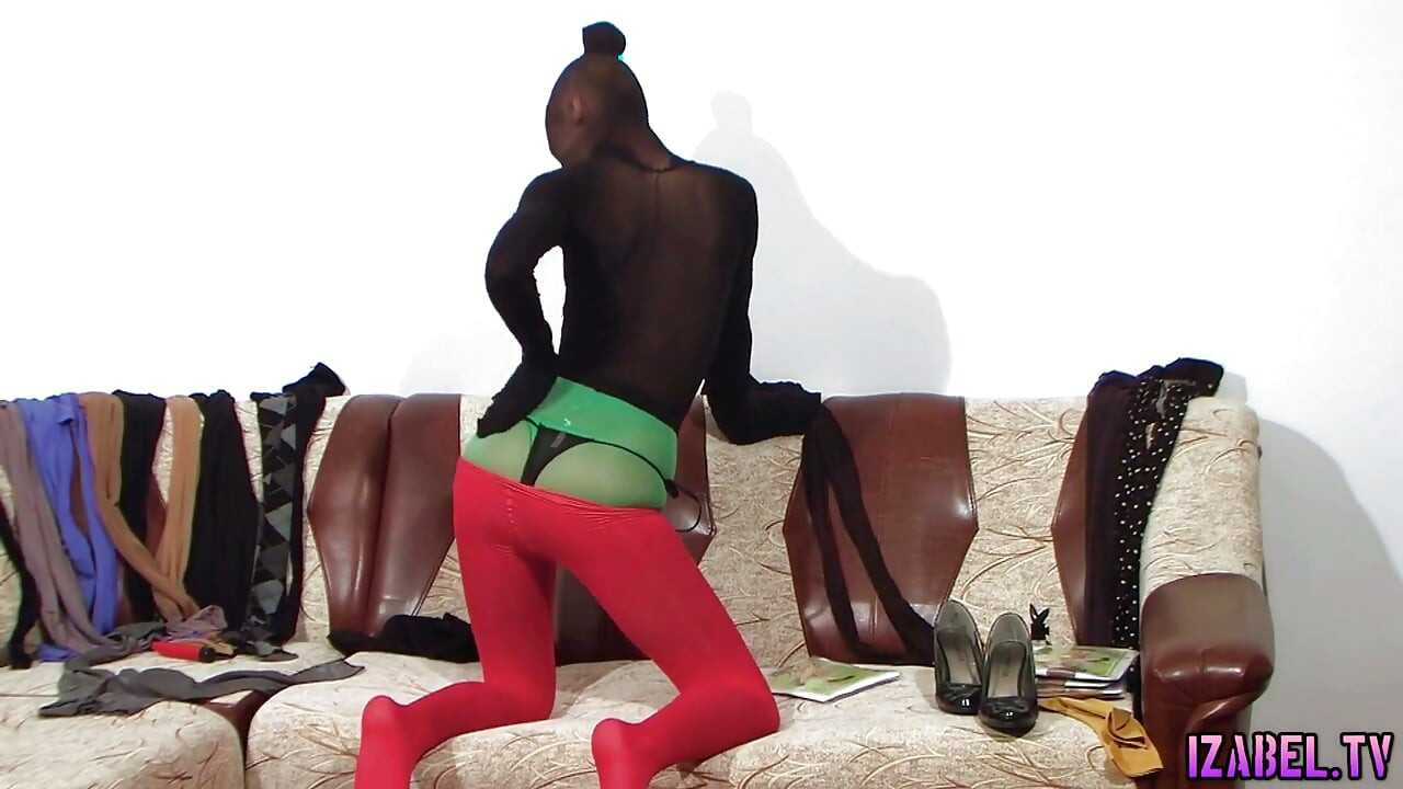 Pantyhose multilayers play
