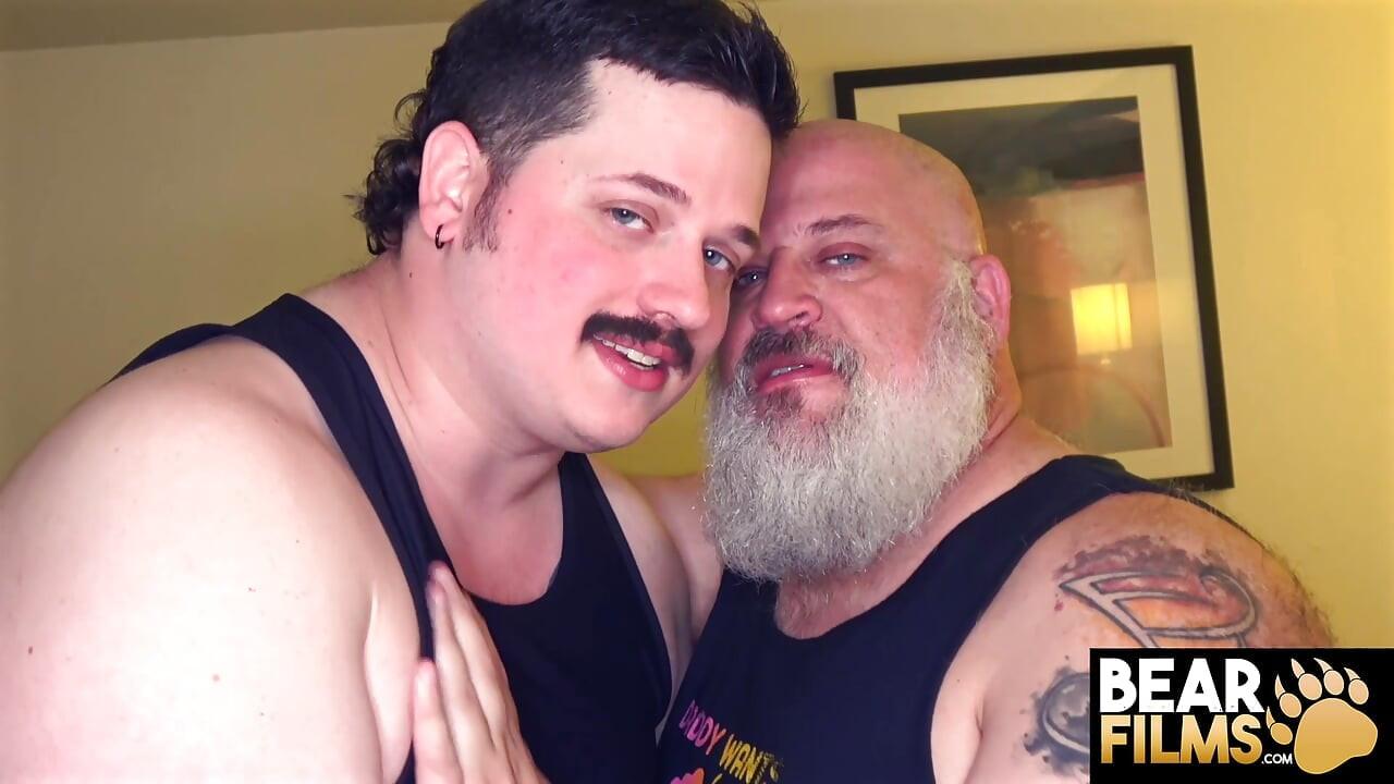BEARFILMS Chubby Bear Cliff Boyd Fucked By Jackson Boyd