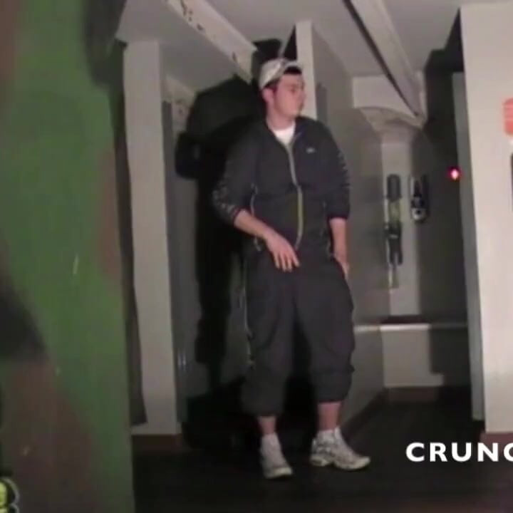 Submissed by sneakers badboy in jogging and trampling