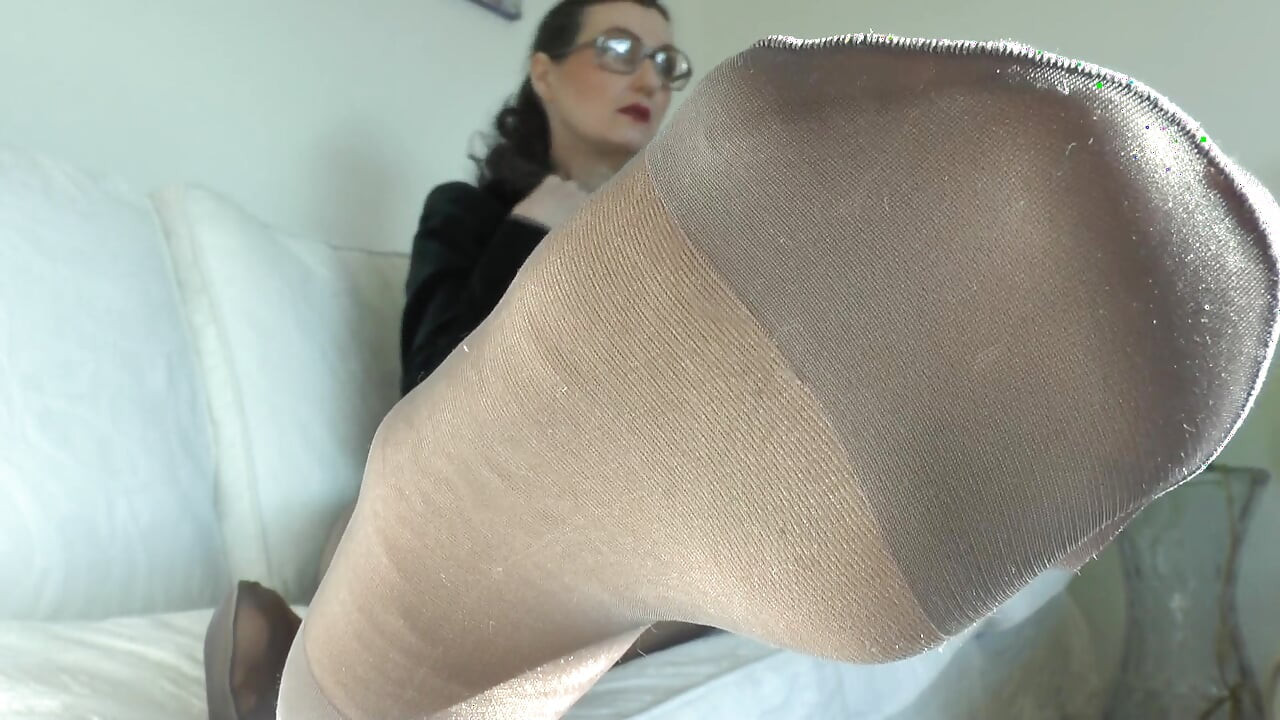 극심한 악취 나는 털 부츠 발! 부츠 냄새 앤 풋에서, 레이디 빅토리아 발렌테