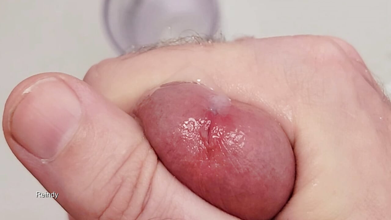Epic Cum and Piss Fountains From My Pee Hole.