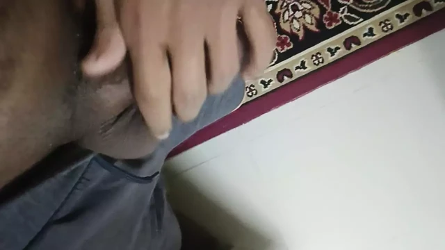 I showed my auntie's boobs