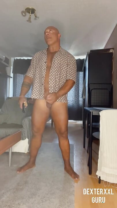 If You Like Me. Bisexual Bodybuilder Wank Solo
