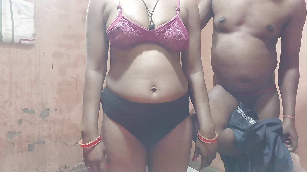 Kneppet i hendes stramme fisse få indisk bhabhi af kæresten