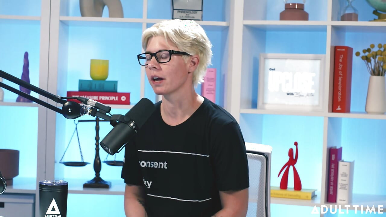 Cadence Lux: Authentic Orgasms & Self-advocacy