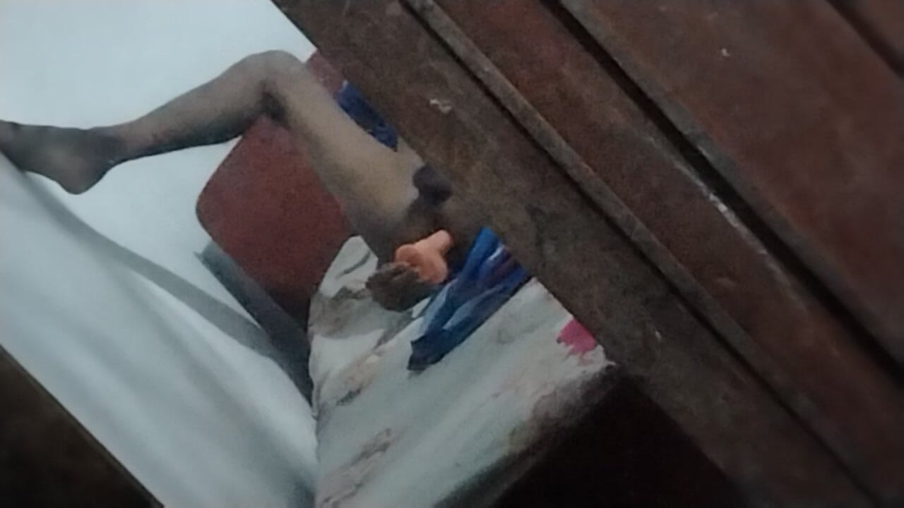 Delante del sexo en el espejo