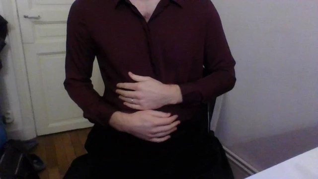 Amateur cross dresser secretary ejaculating