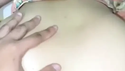 Pinay doggystyle stöhnt so hart