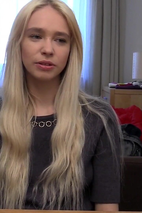 Sexy student trenger penger - Intervju