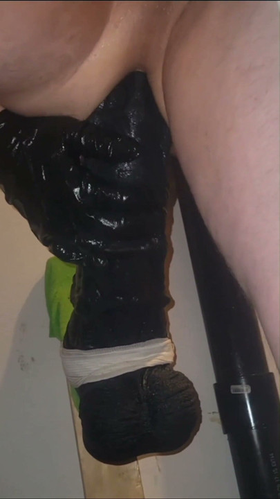 Monster dildo chơi | Đoạn video ngắn 1
