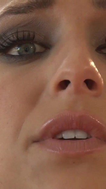 Epic moment from "Ausgehungertes brunettes Teen laesst sich vom ficken"