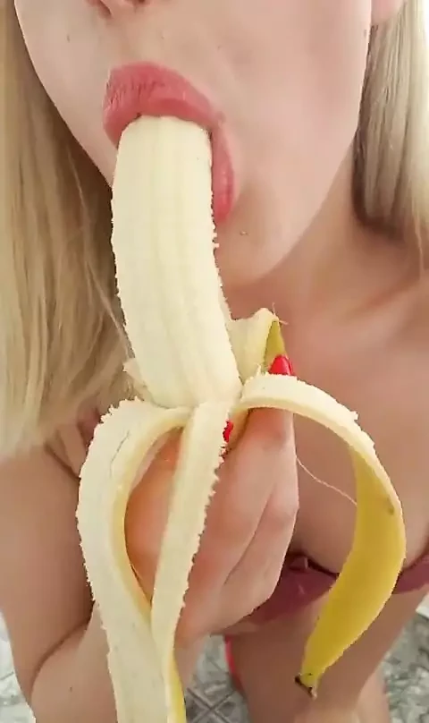 Blowjob Banana Play 4K